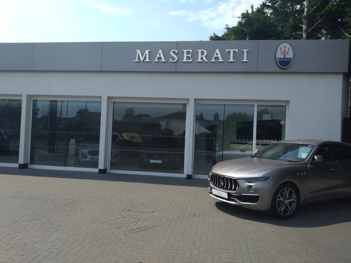 Maserati Ascot photo 7