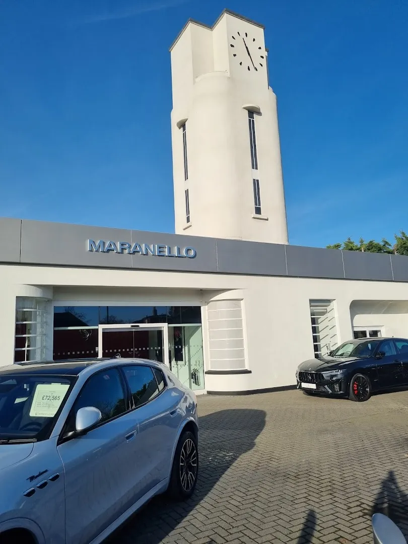 Maserati Ascot photo 8