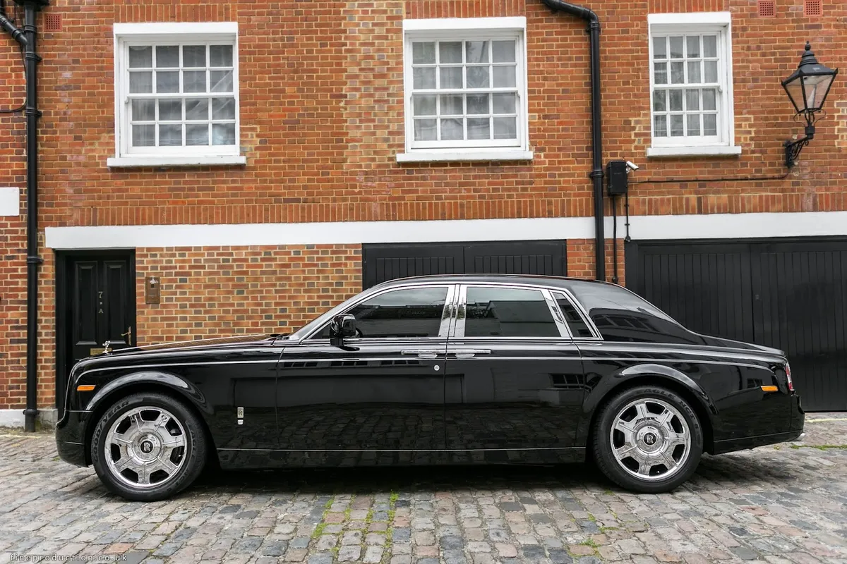 Mayfair Prestige London photo 9