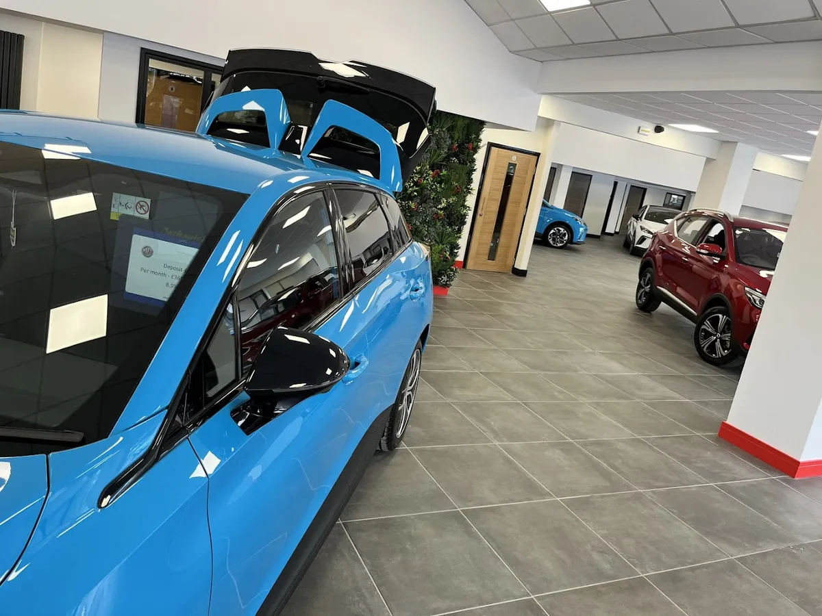 Nathaniel MG Swansea photo 9