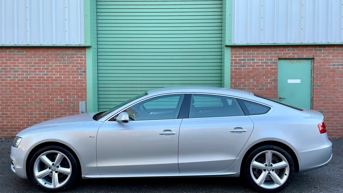 NJH Car Sales photo 9