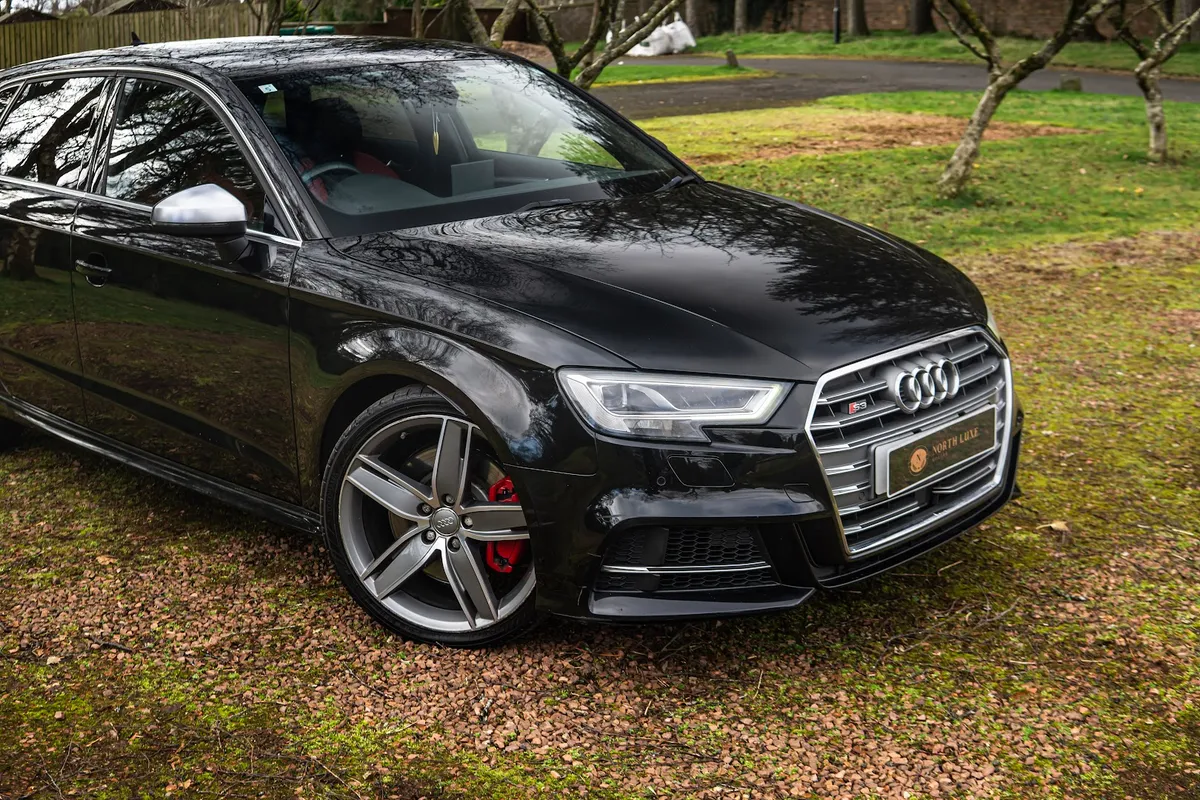 North Luxe Motors LTD — Car dealer in Glasgow