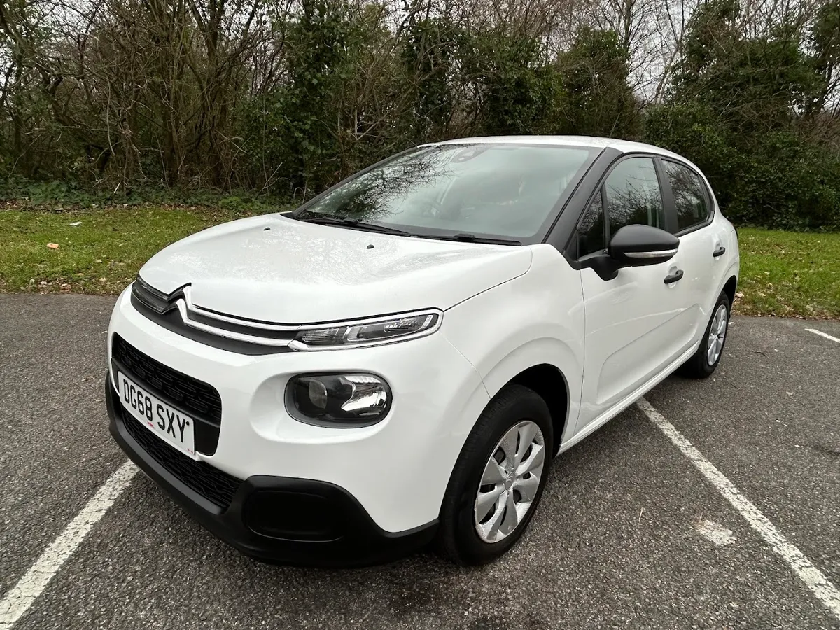 Octagon Cars Southampton photo 2