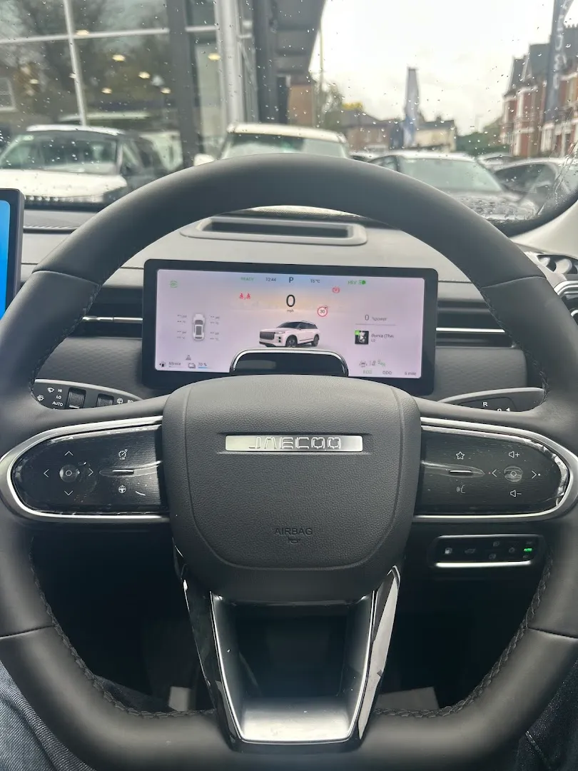 Omoda & Jaecoo Bromley | London photo 8