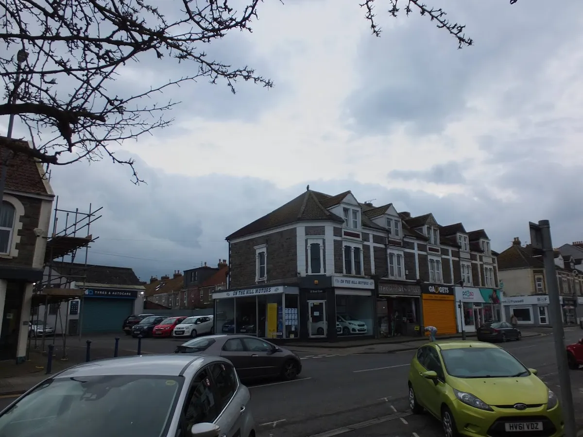 On The Hill Motors photo 3