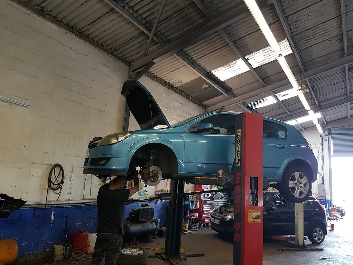 PAK Motors Glasgow LTD photo 6