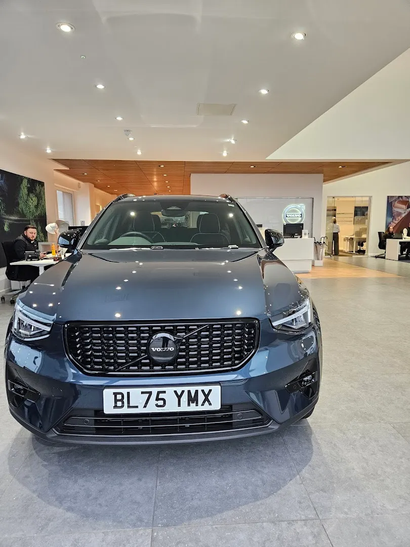 Paul Rigby Volvo photo 3