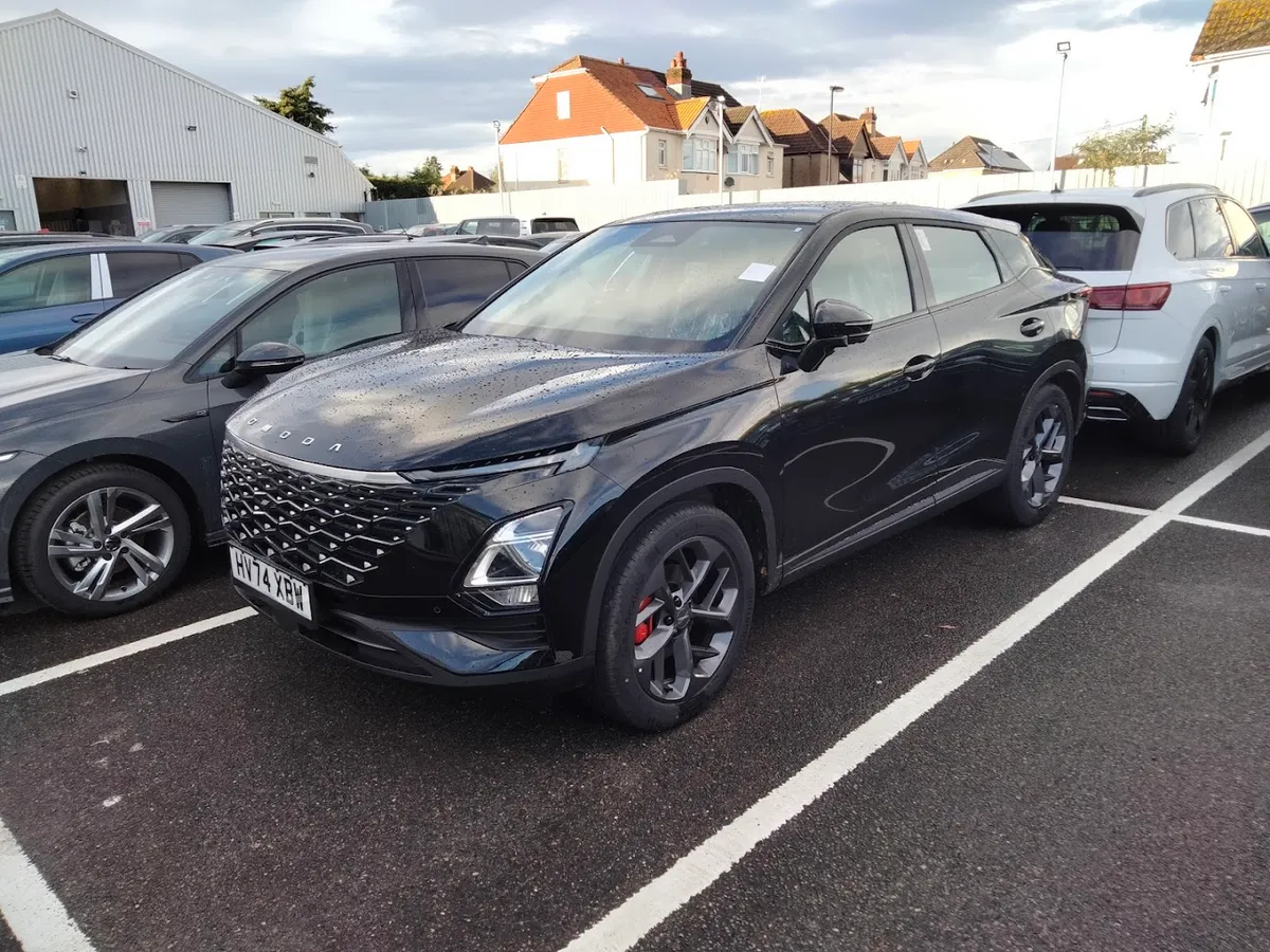 Peter Cooper Omoda & Jaecoo Southampton photo 3