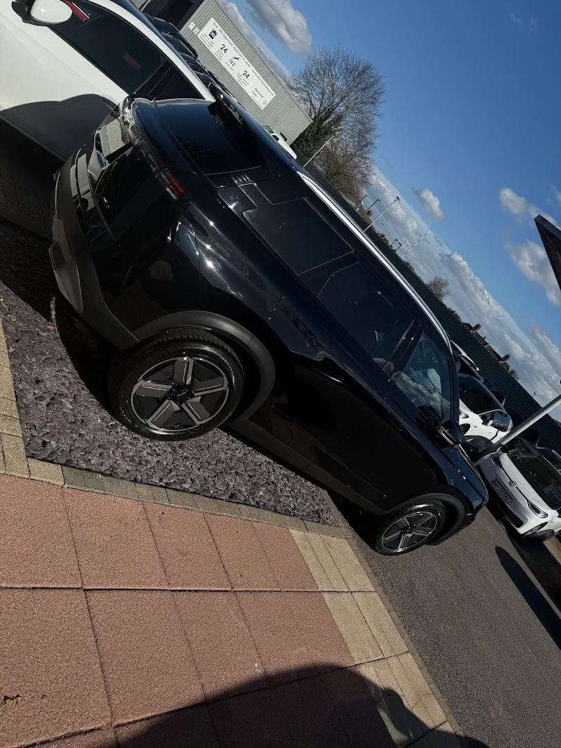 Peter Cooper Omoda & Jaecoo Southampton photo 5