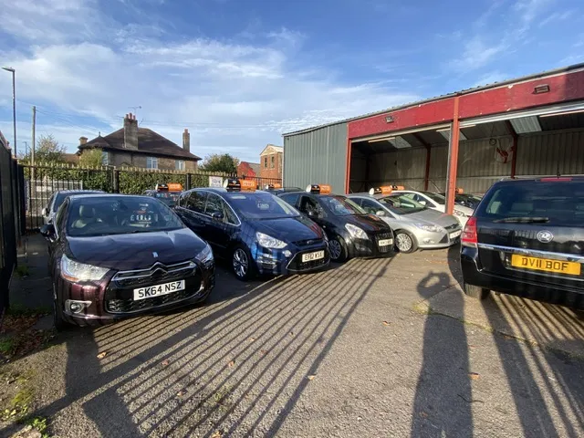 Planet Car Sales photo 6