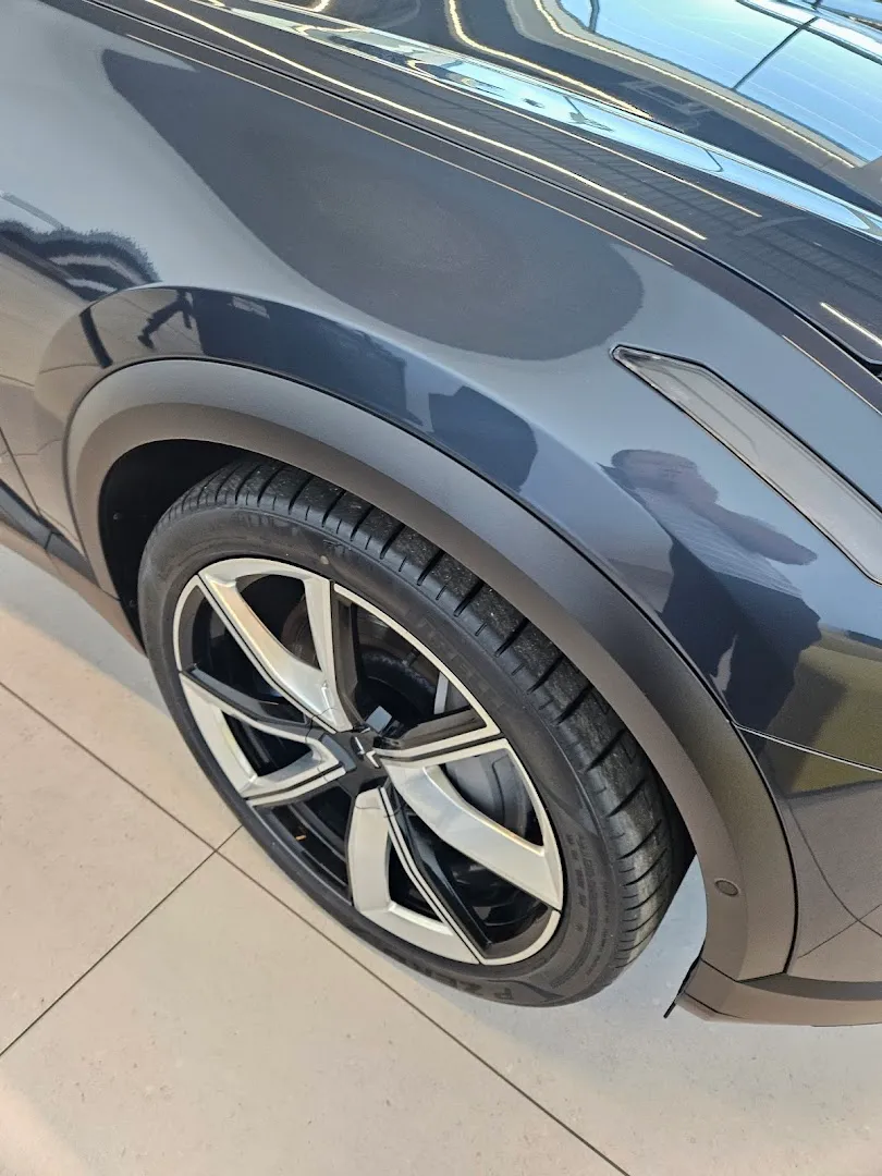 Polestar Birmingham Pre-Owned photo 5