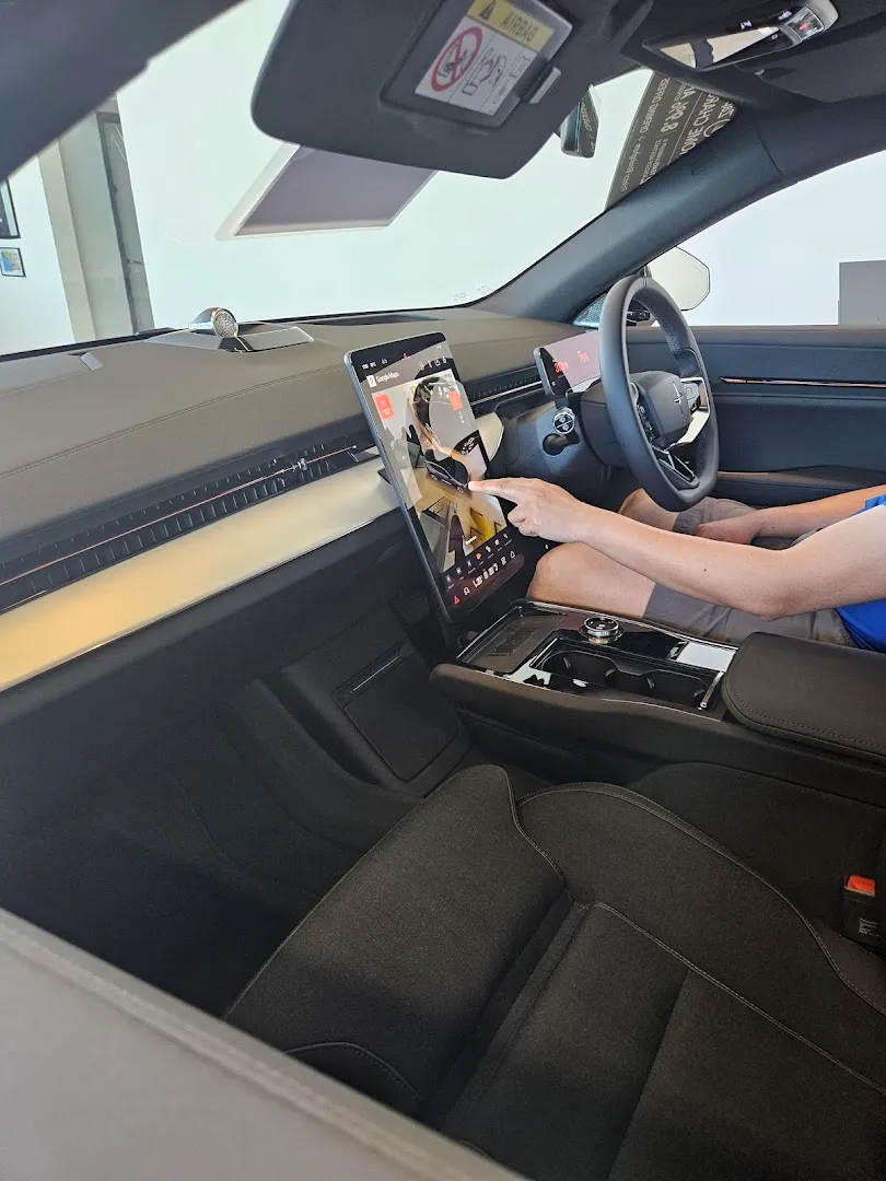 Polestar Birmingham Pre-Owned photo 6