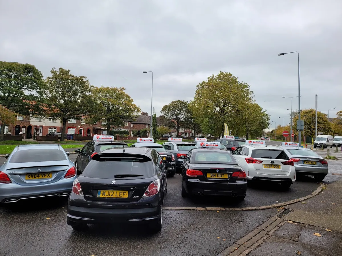 Queens car centre photo 5