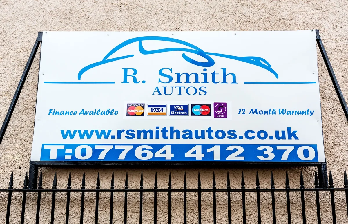 R Smith Autos photo 10