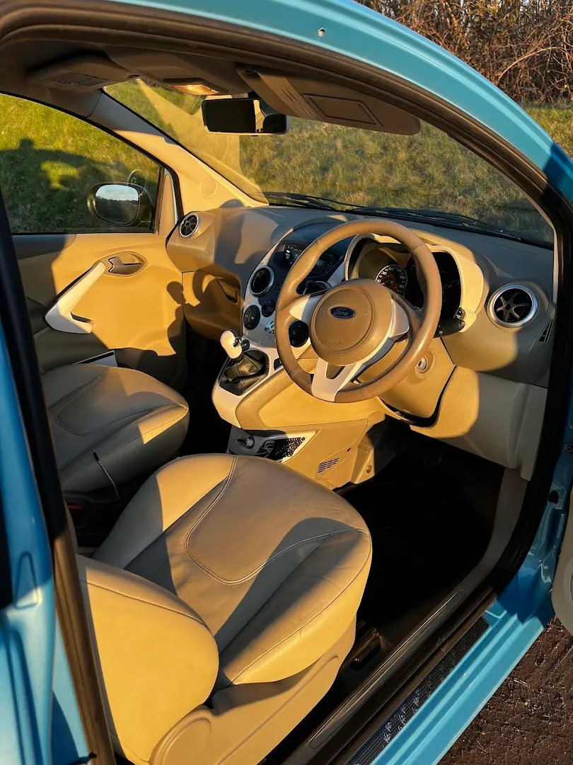 Red Sparrow Motors photo 10