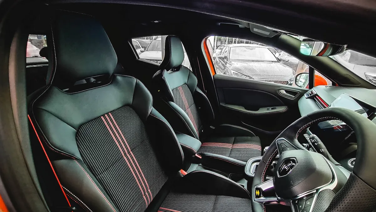 Renault Aldershot SMC photo 8