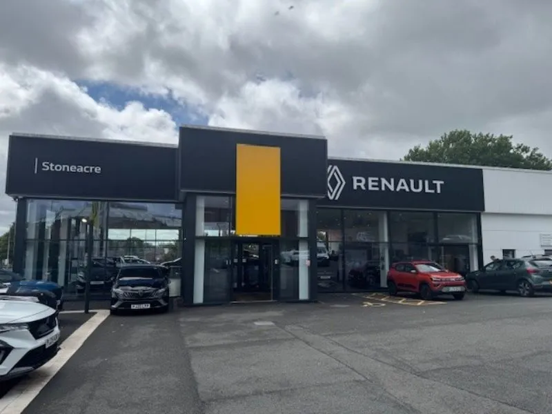 Renault Blackburn — Renault dealer in Blackburn