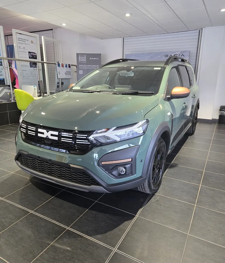 Renault Bristol East photo 3