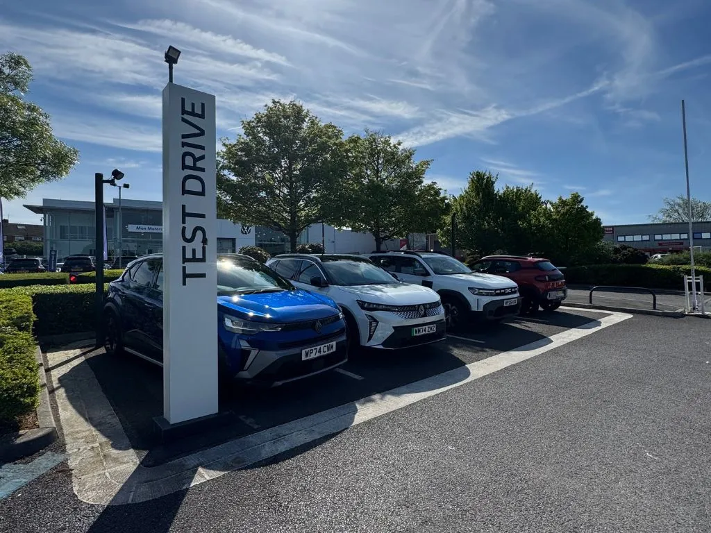 Renault Bristol photo 7