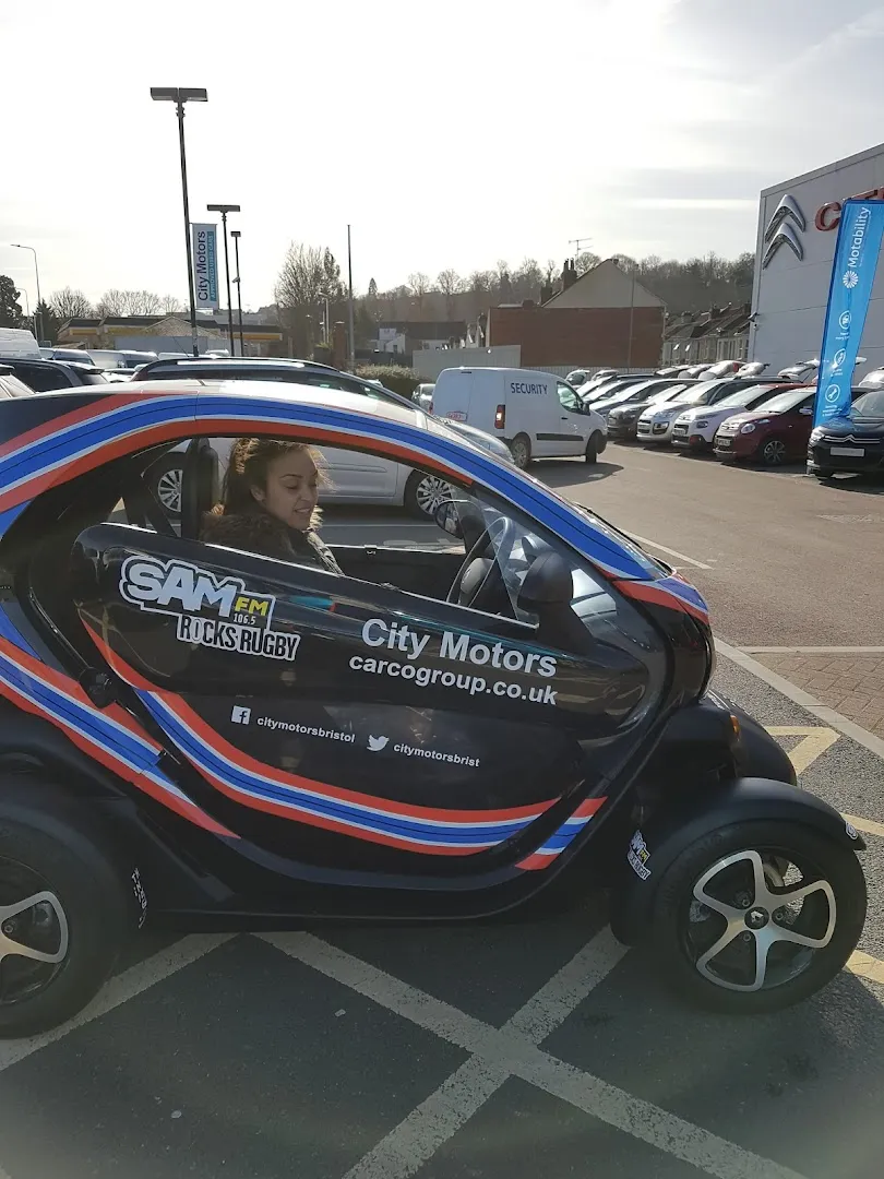 Renault Bristol photo 9