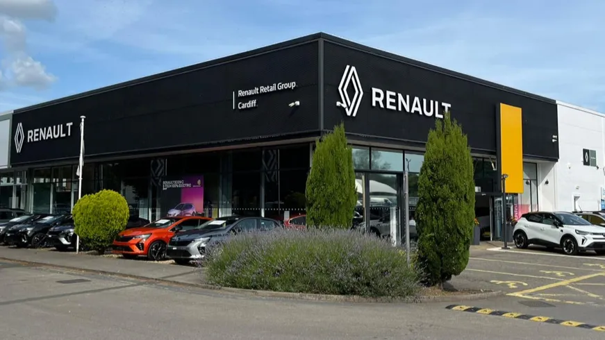Renault Cardiff photo 3