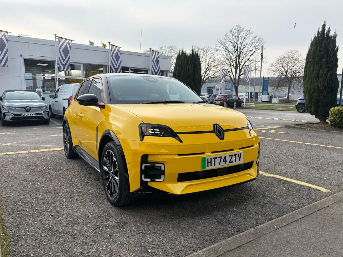 Renault Cardiff photo 9