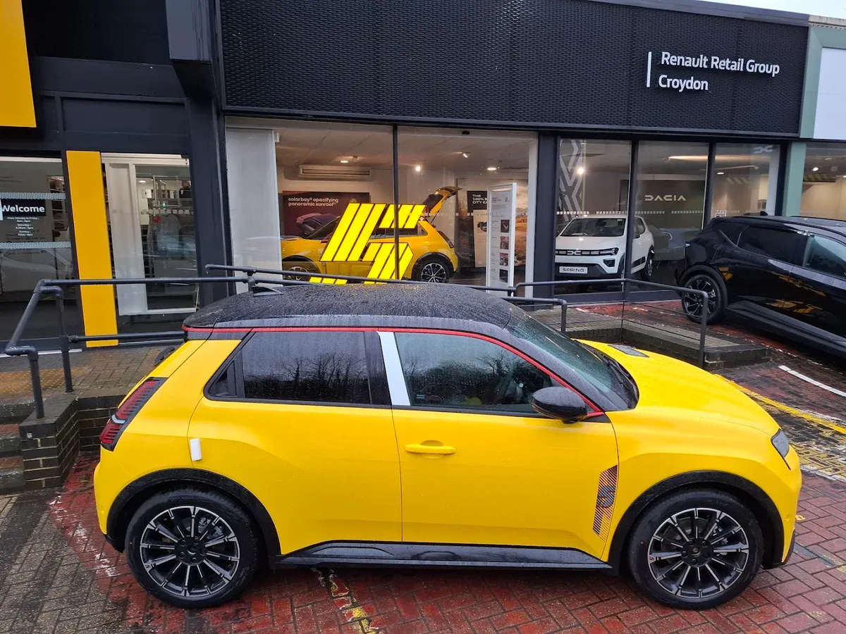 Renault Croydon photo 4