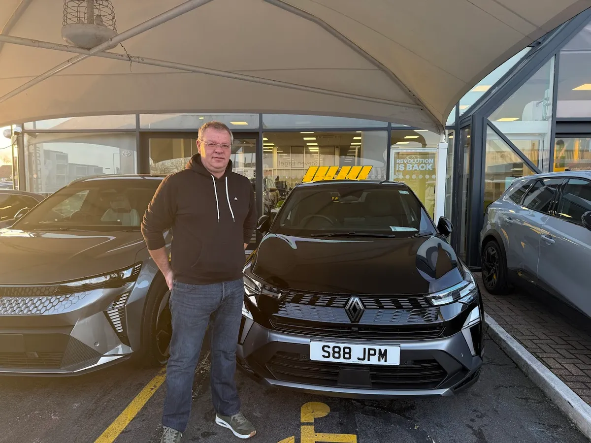 Renault Romford photo 9