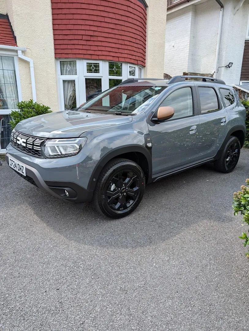 Renault Swansea photo 9