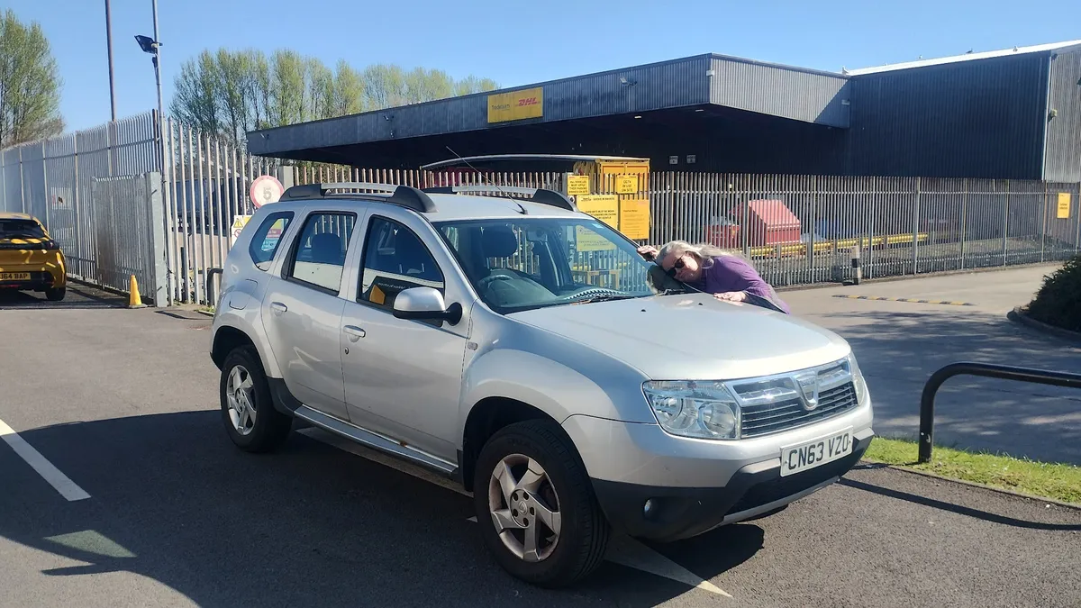 Renault Swansea photo 10