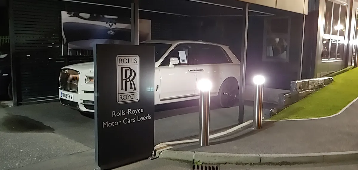 Rolls-Royce Motor Cars Leeds photo 8