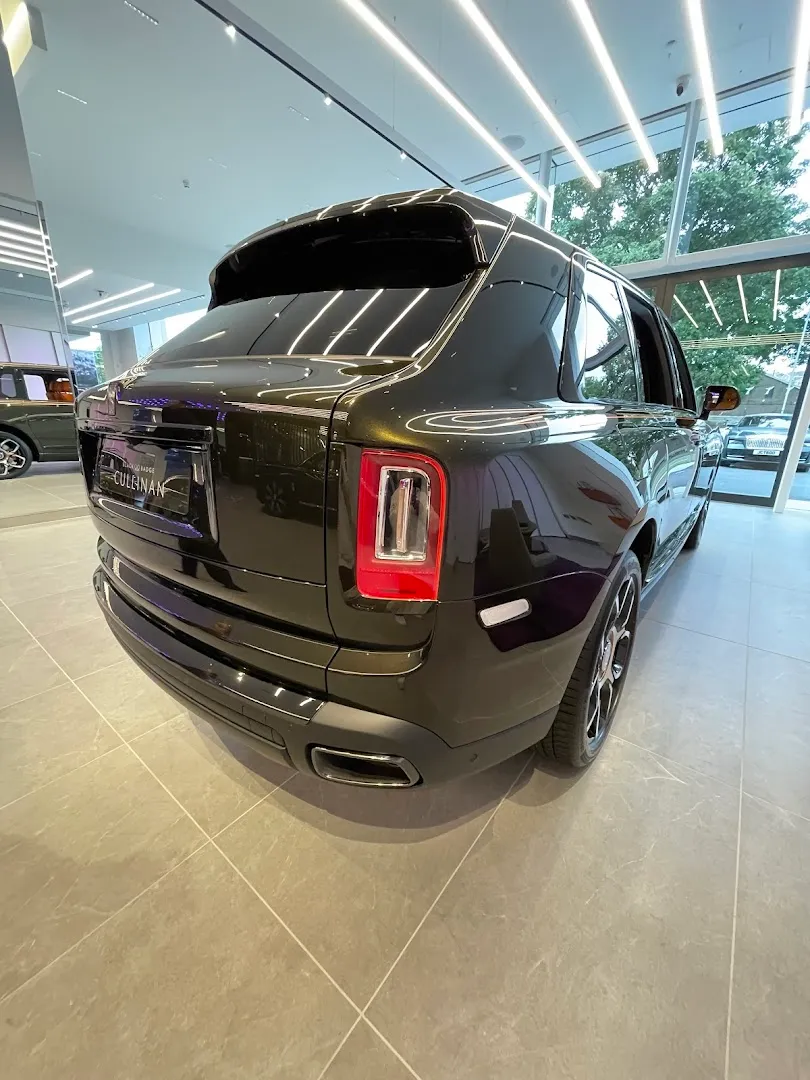 Rolls-Royce Motor Cars Leeds photo 9