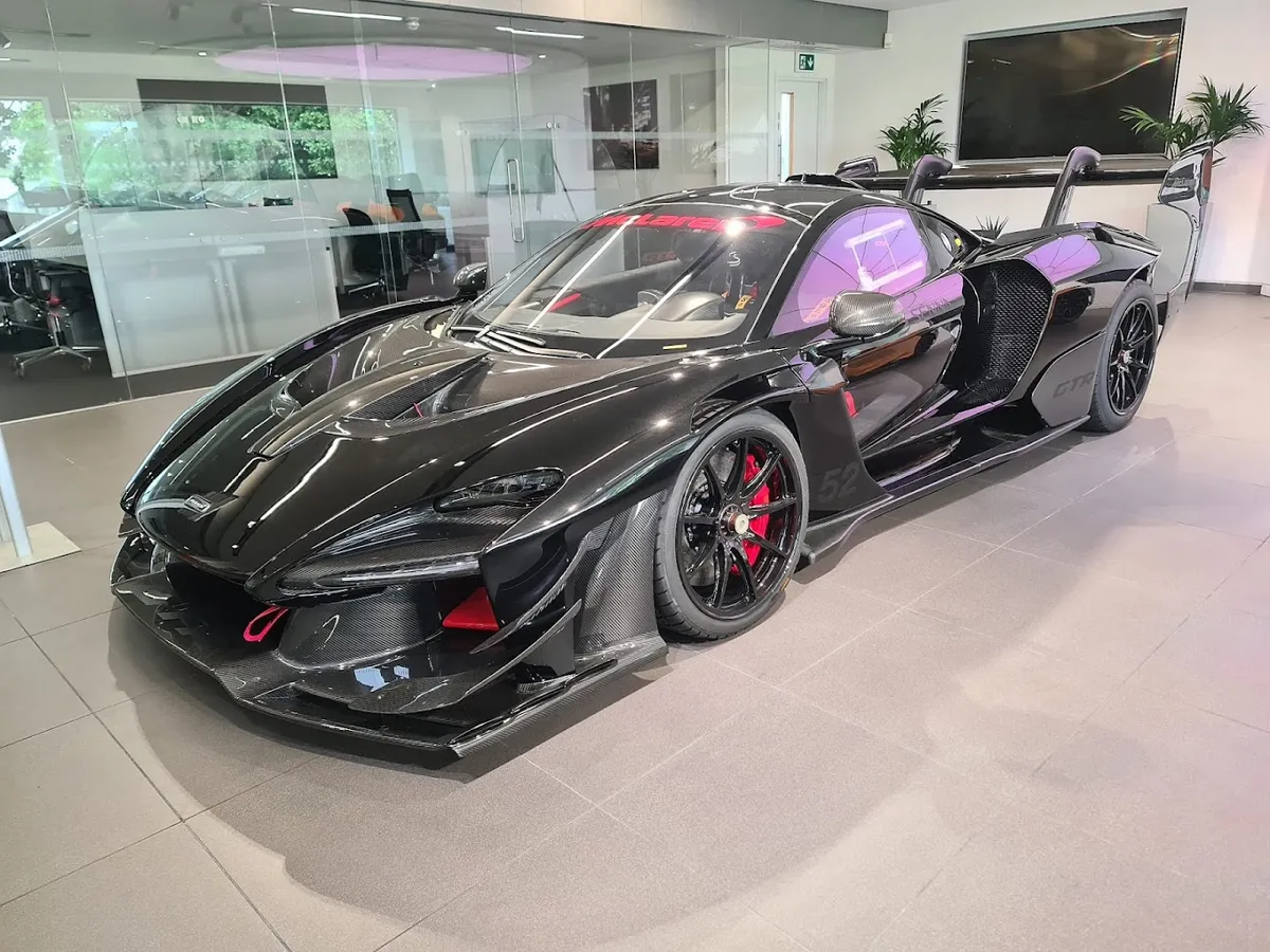 Rolls-Royce Motor Cars Manchester photo 6