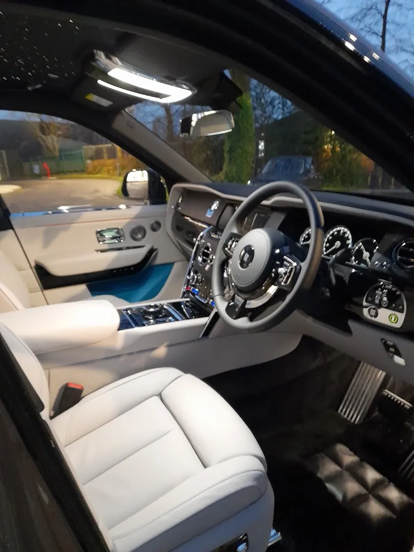 Rolls-Royce Motor Cars Manchester photo 8