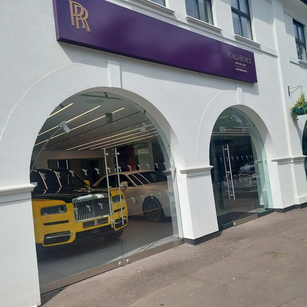 Rolls-Royce Motor Cars Sunningdale — Car dealer in Ascot