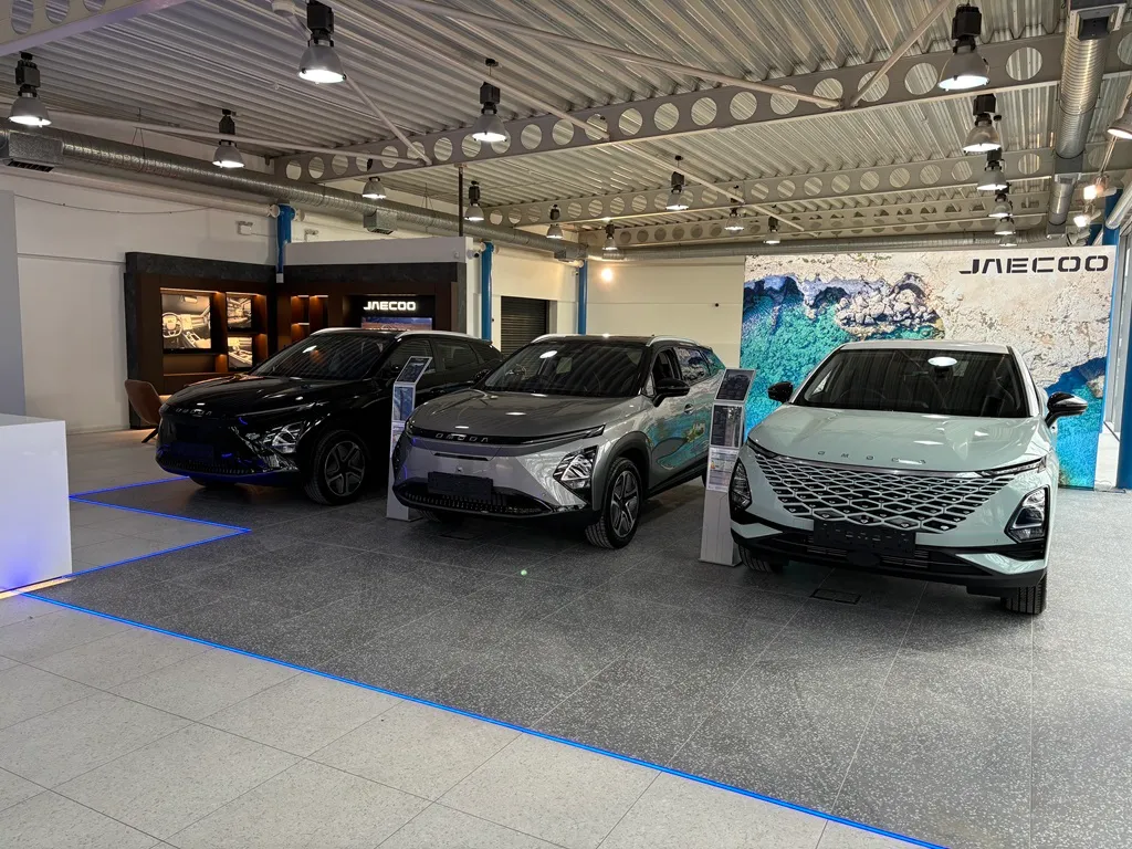 Ron Brooks Omoda Jaecoo Leicester photo 5