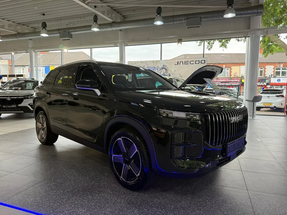 Ron Brooks Omoda Jaecoo Leicester photo 10