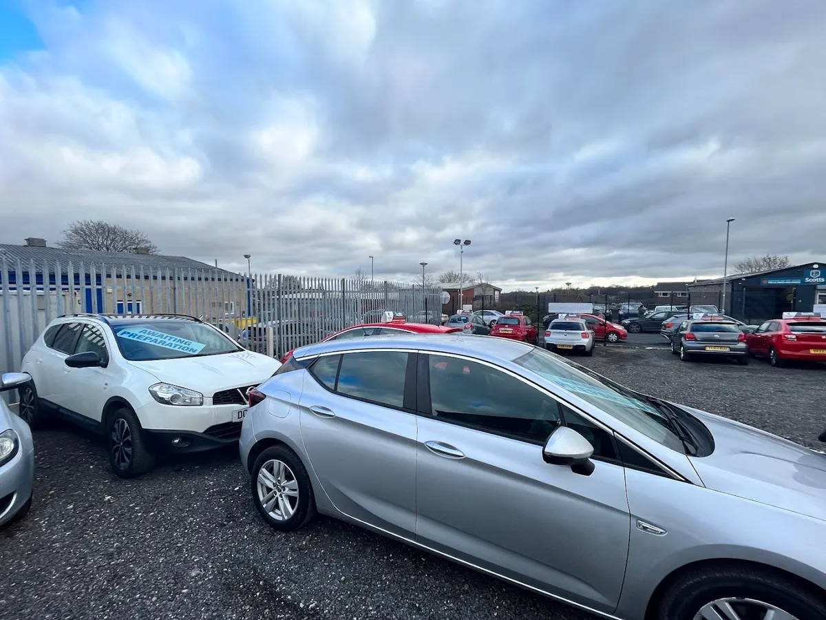 Scott's of Leeds Car Sales, MOT & Service Centre photo 7