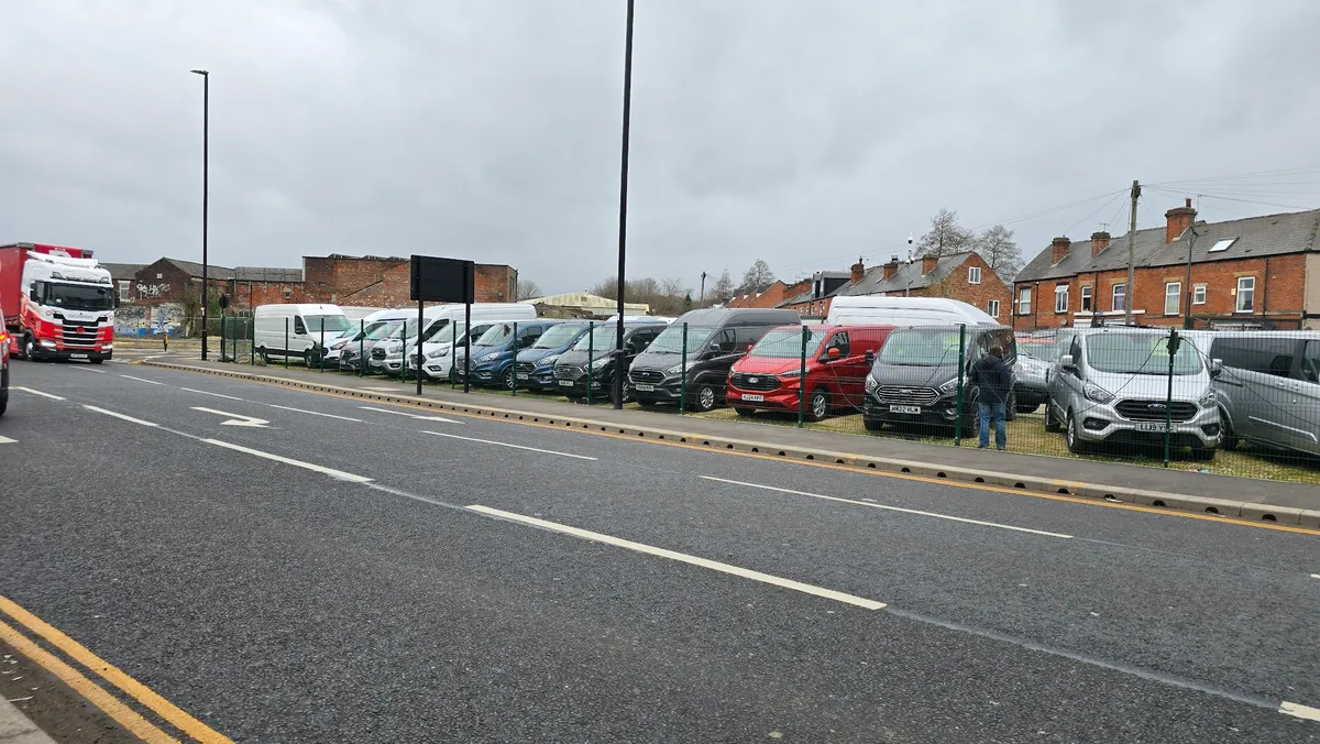 Select Cars Sheffield Ltd photo 10