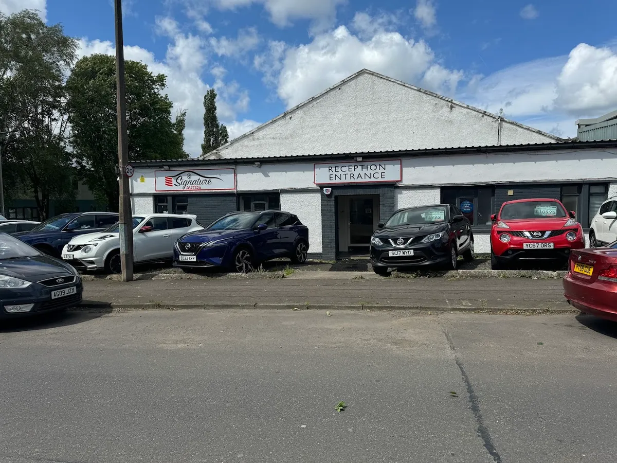 Signature autos Edinburgh ltd photo 2