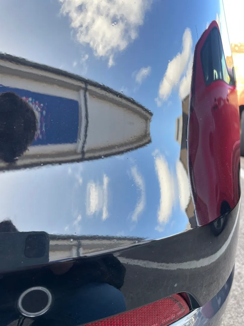 Signature autos Edinburgh ltd photo 8