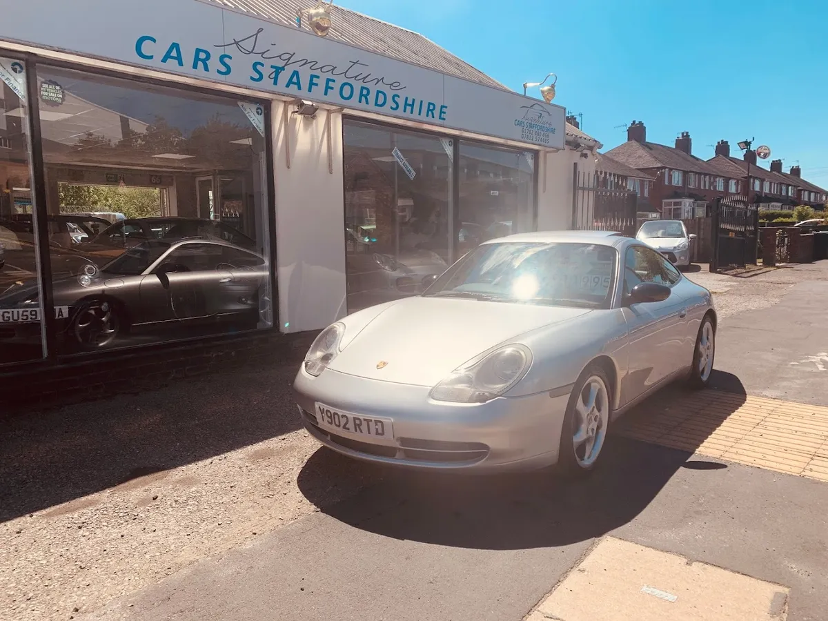 Signature Cars Staffordshire Ltd — Motor vehicle dealer in Stoke-on-Trent