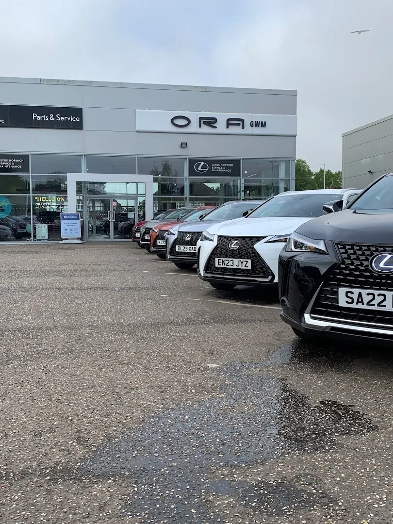 SLM Lexus Norwich — Lexus dealer in Norwich