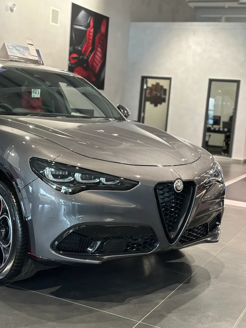 Snows Alfa Romeo Southampton photo 2