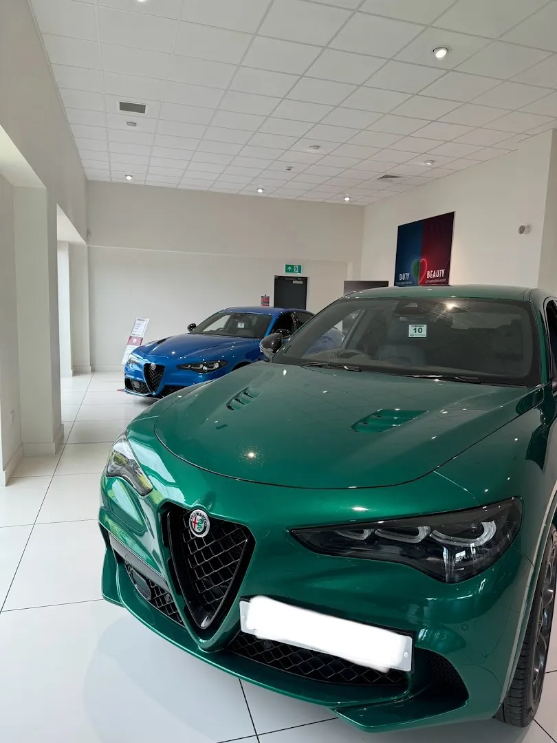 Snows Alfa Romeo Southampton photo 3