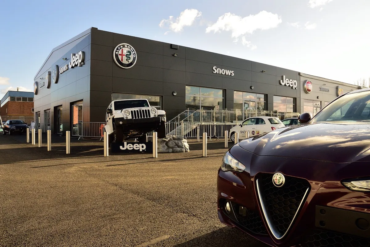 Snows Alfa Romeo Southampton photo 5