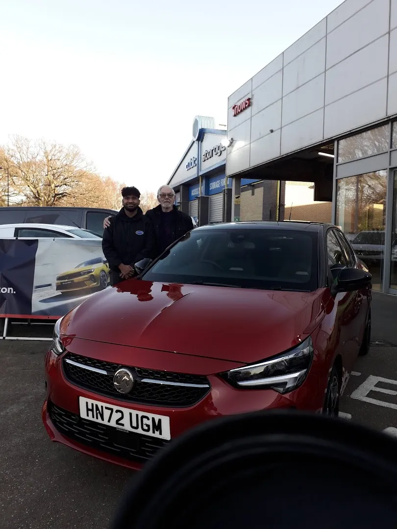 Snows Vauxhall Southampton photo 10