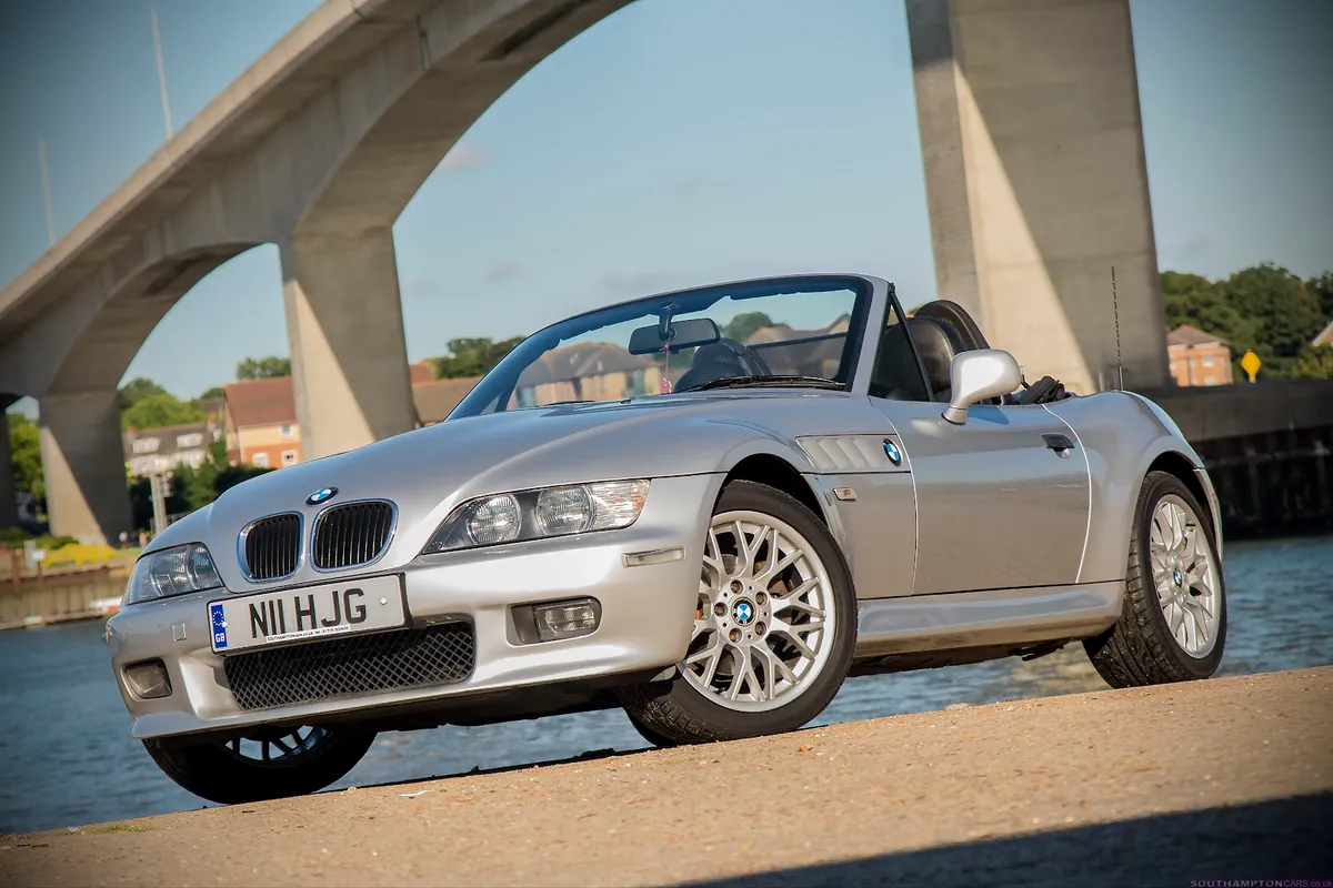 Southampton Cars & Vans Ltd photo 10