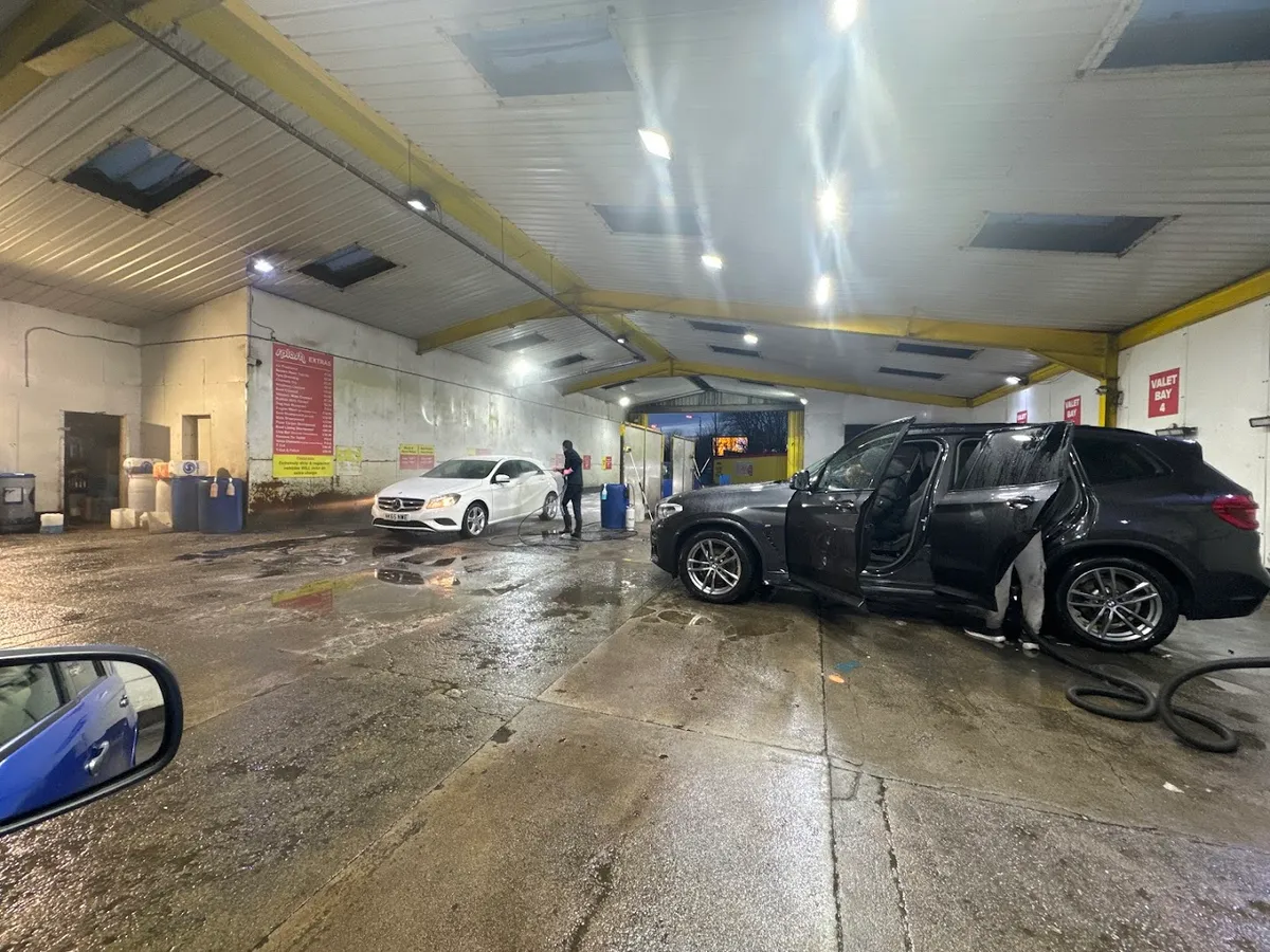 Splash Autocare - Glasgow City Centre — Car wash in Glasgow