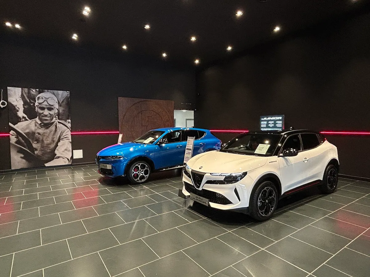 Stellantis &You Alfa Romeo Leicester photo 3